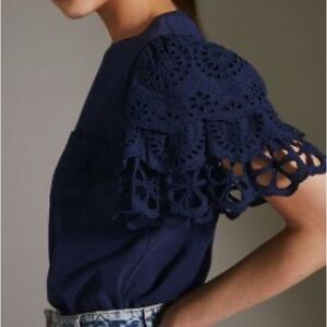 FOREVER THAT GIRL | Eyelit tee | MEDIUM| EUC